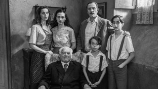 Vignette du film Il reste encore demain